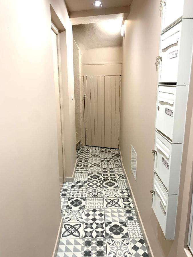 Apartment Republique #2